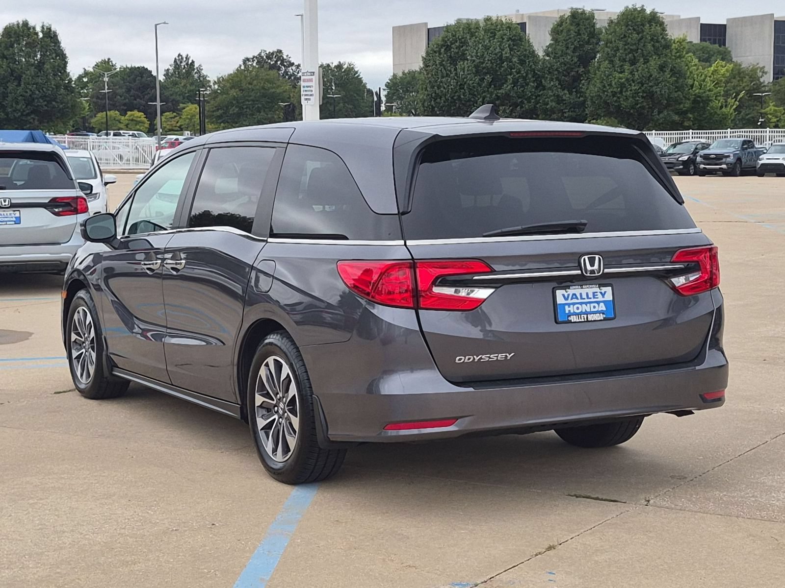 Used 2021 Honda Odyssey EX-L image 8