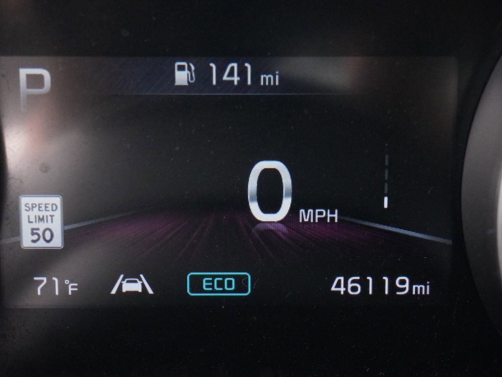 Used 2024 Kia Carnival EX image 39