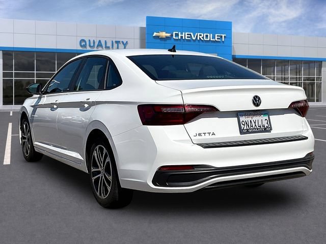Used 2024 Volkswagen Jetta Sport FWD image 5