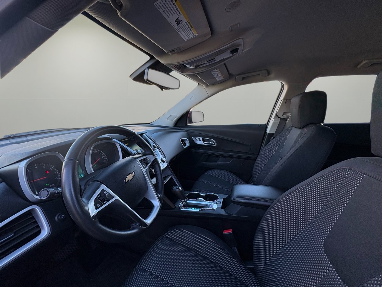 Used 2017 Chevrolet Equinox LT w/ Convenience Package image 14