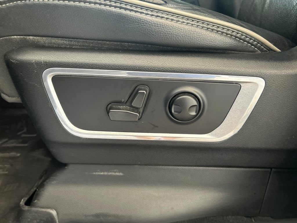 Used 2022 RAM 1500 Laramie AWD/4WD image 43
