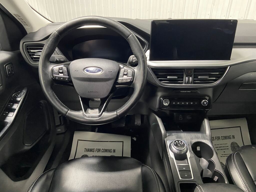Used 2024 Ford Escape Platinum image 8