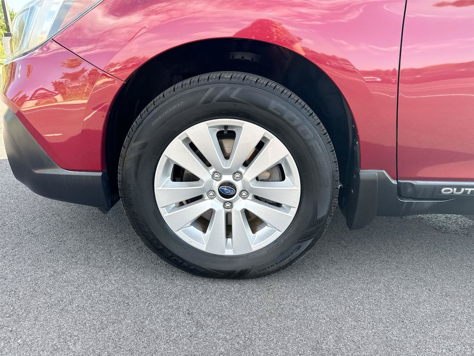 Used 2019 Subaru Outback 2.5i Premium AWD/4WD image 10