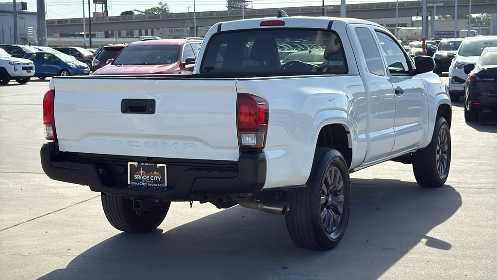 Used 2021 Toyota Tacoma SR image 5