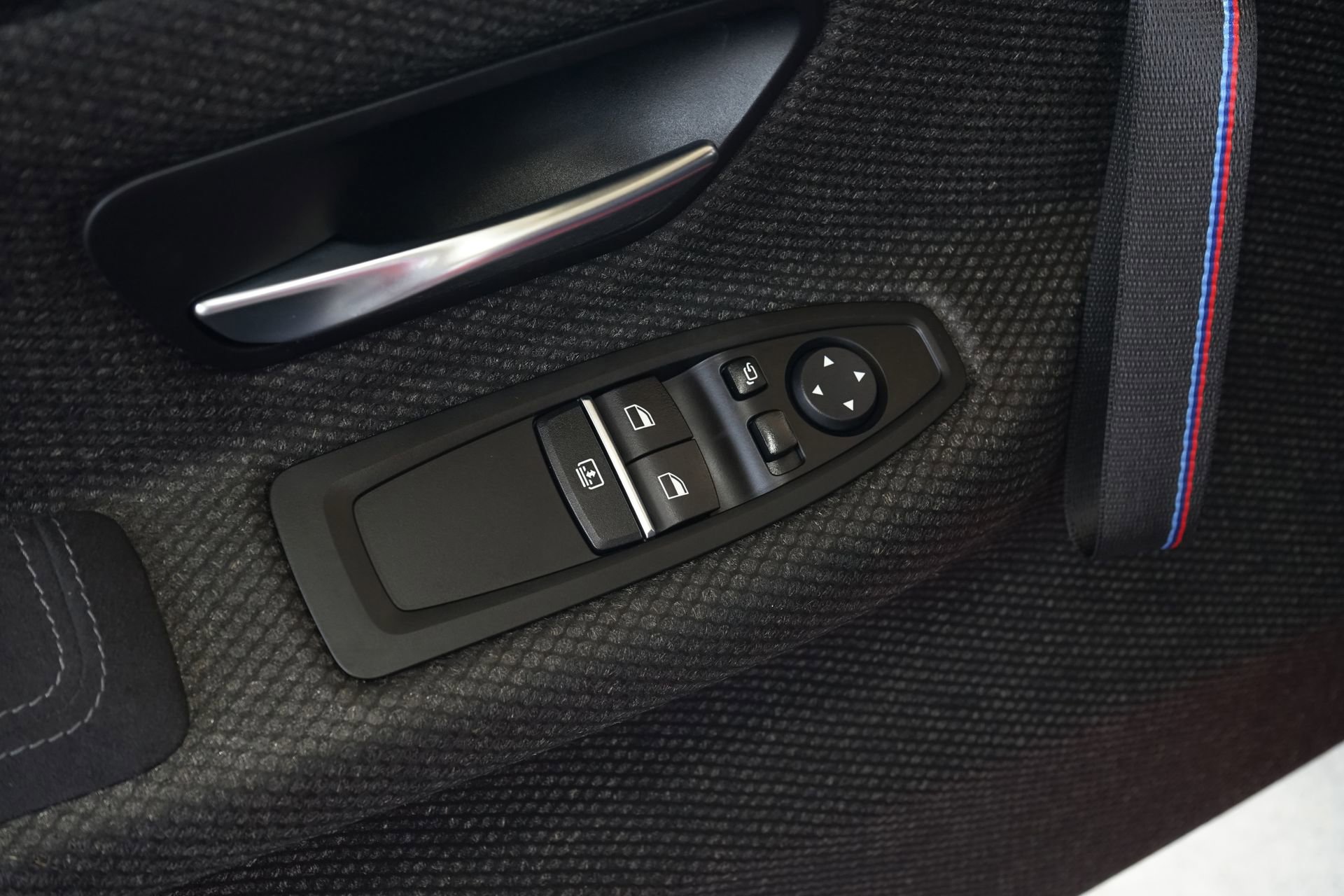 Used 2020 BMW M4 CS w/ Executive Package image 27