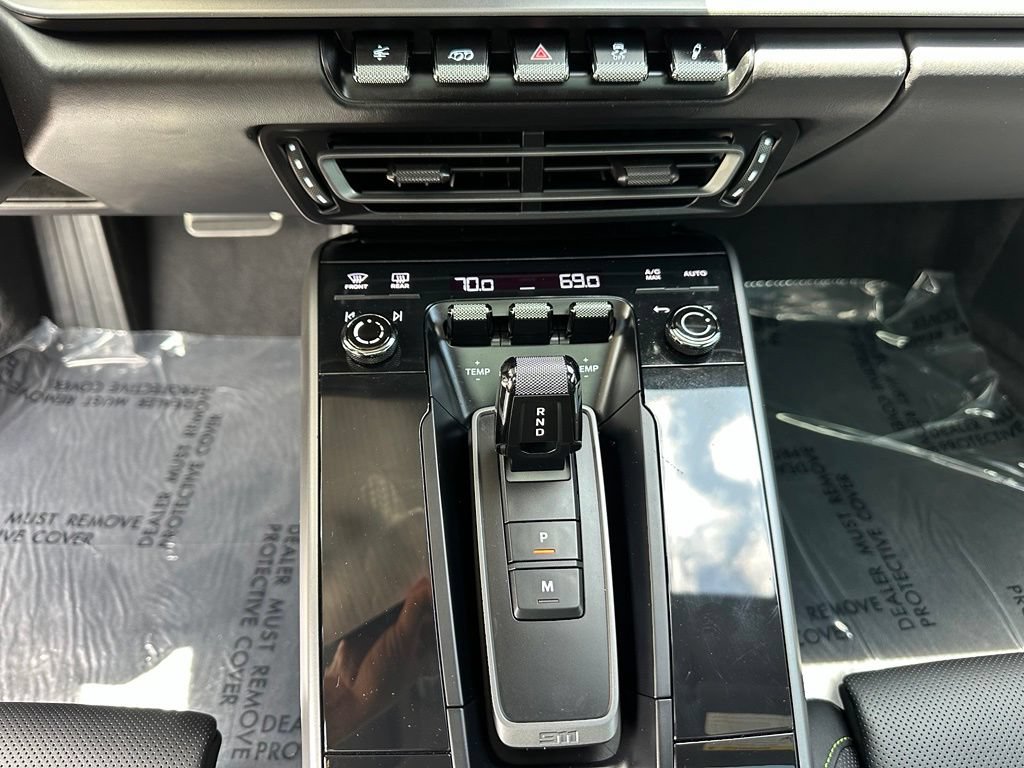 Certified 2024 Porsche 911 Carrera 4 AWD/4WD image 31