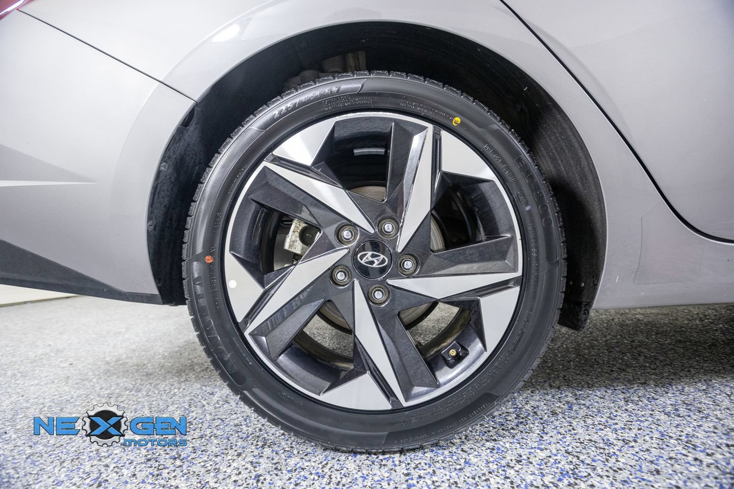 Used 2021 Hyundai Elantra SEL w/ Convenience + Premium Package FWD image 45