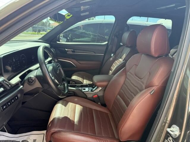 Used 2023 Kia Telluride SX Prestige AWD/4WD image 11