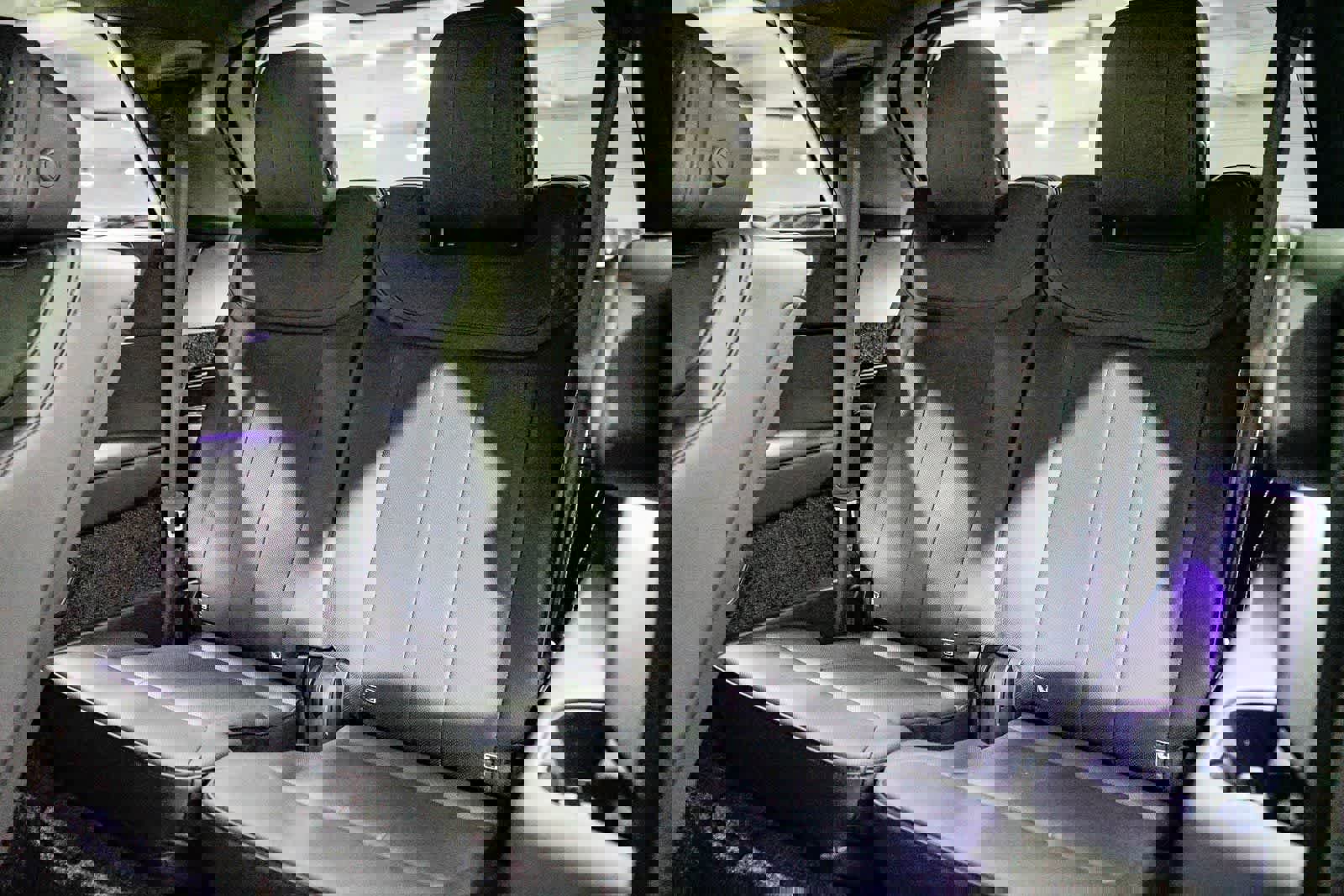 Used 2024 Land Rover Range Rover Long Wheelbase SE image 19