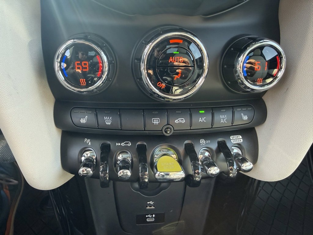 Used 2022 MINI Cooper SE image 21