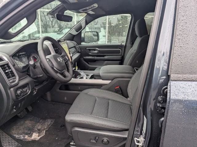 New 2026 RAM 1500 4x4 Crew Cab image 7