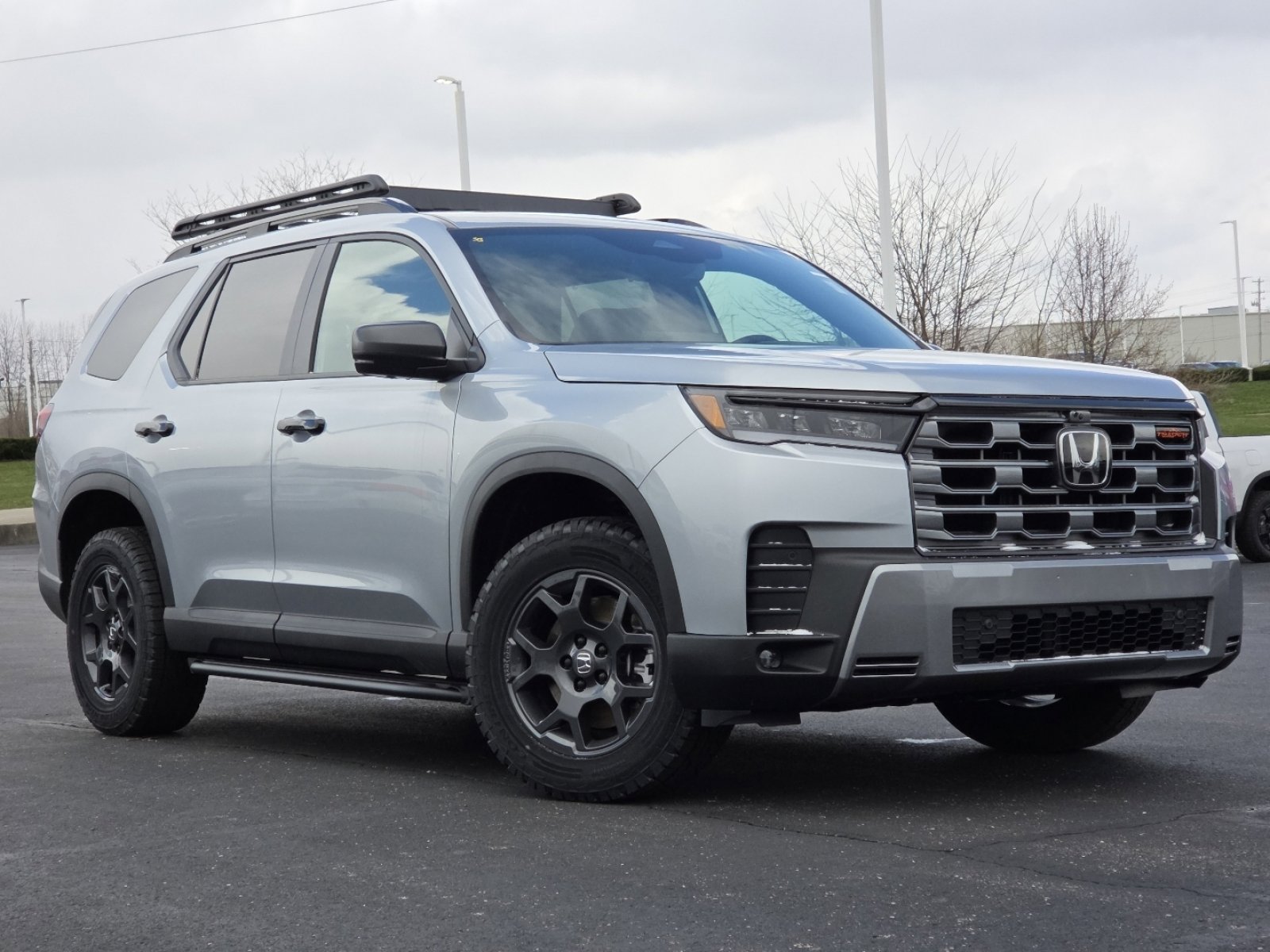 New 2026 Honda Pilot TrailSport image 2
