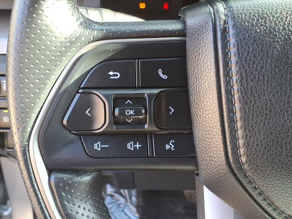 Used 2025 Toyota 4Runner SR5 image 22