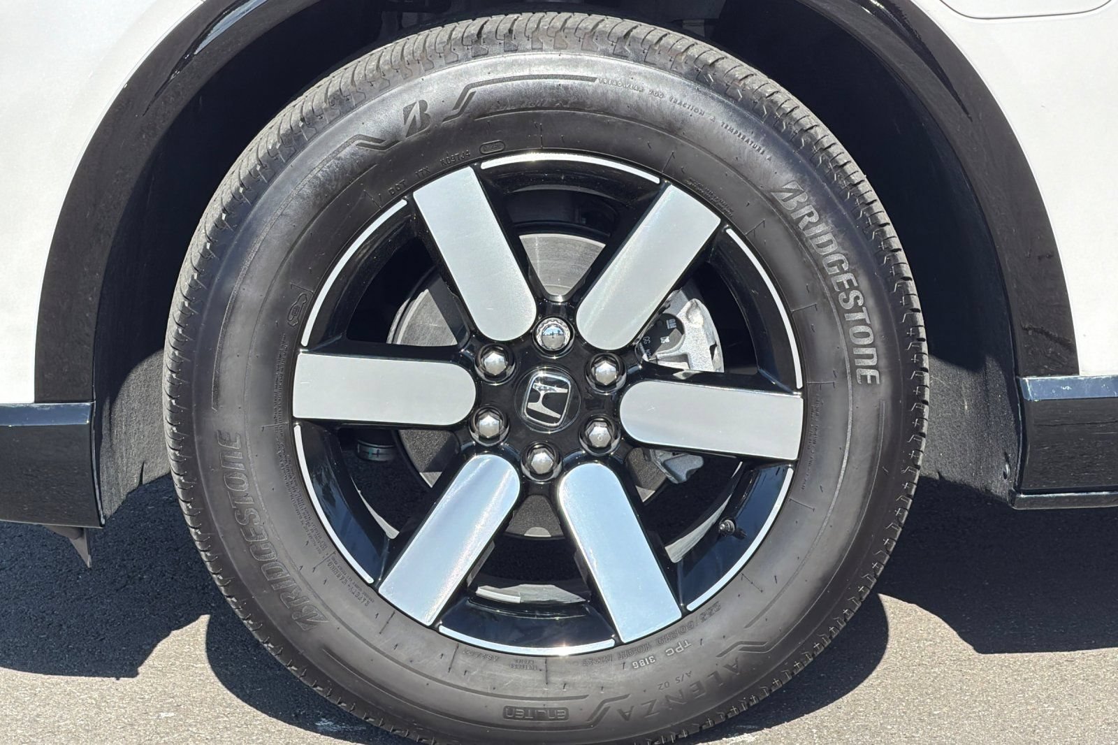 Used 2025 Honda Prologue Touring image 26