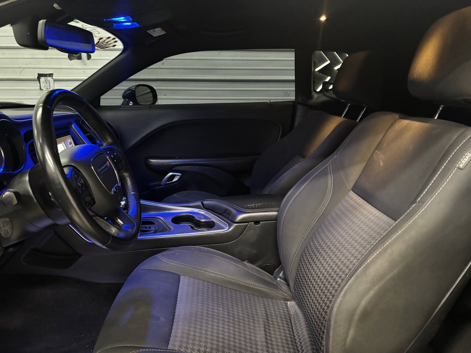 Used 2018 Dodge Challenger SXT image 12