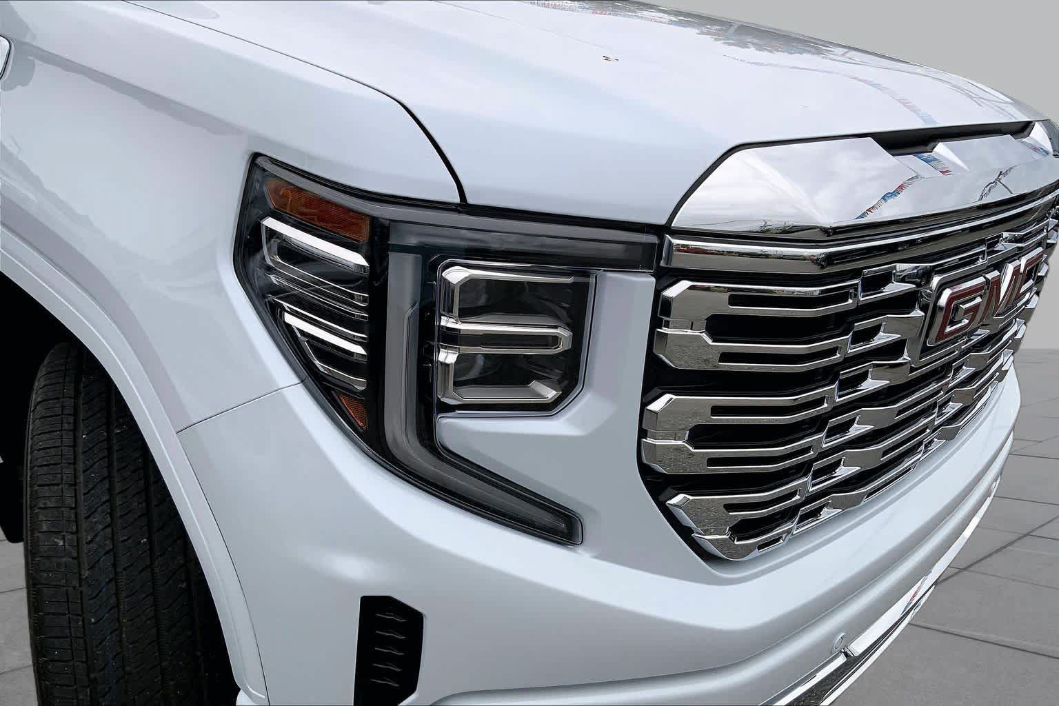 New 2026 GMC Sierra 1500 Denali AWD/4WD image 12