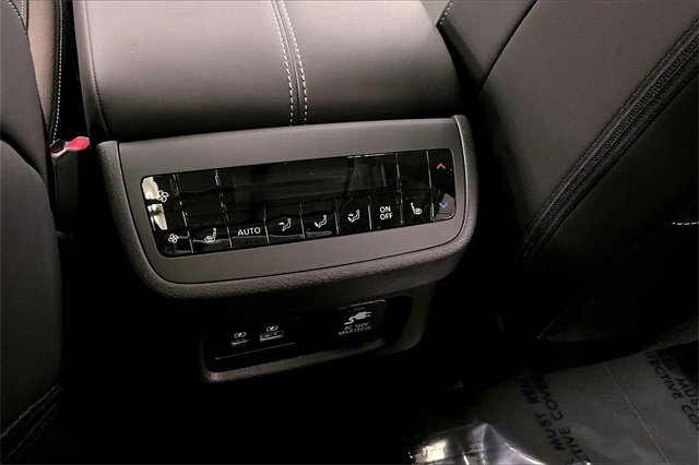 New 2025 Nissan Pathfinder Platinum image 19