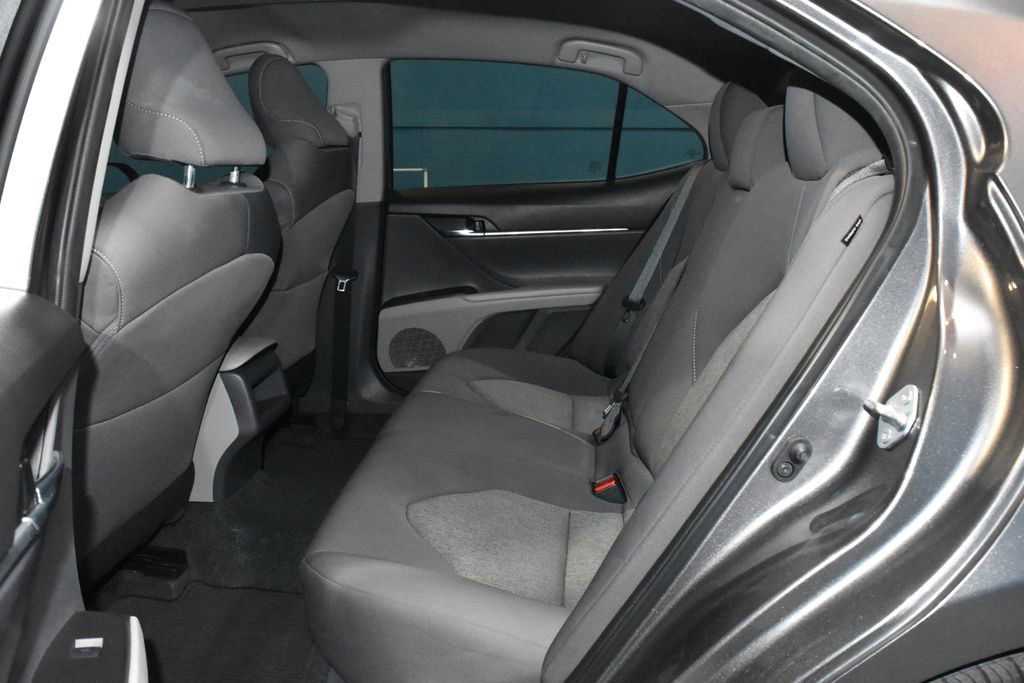 Used 2022 Toyota Camry LE w/ Carpet Mat Package (TMS) FWD image 19
