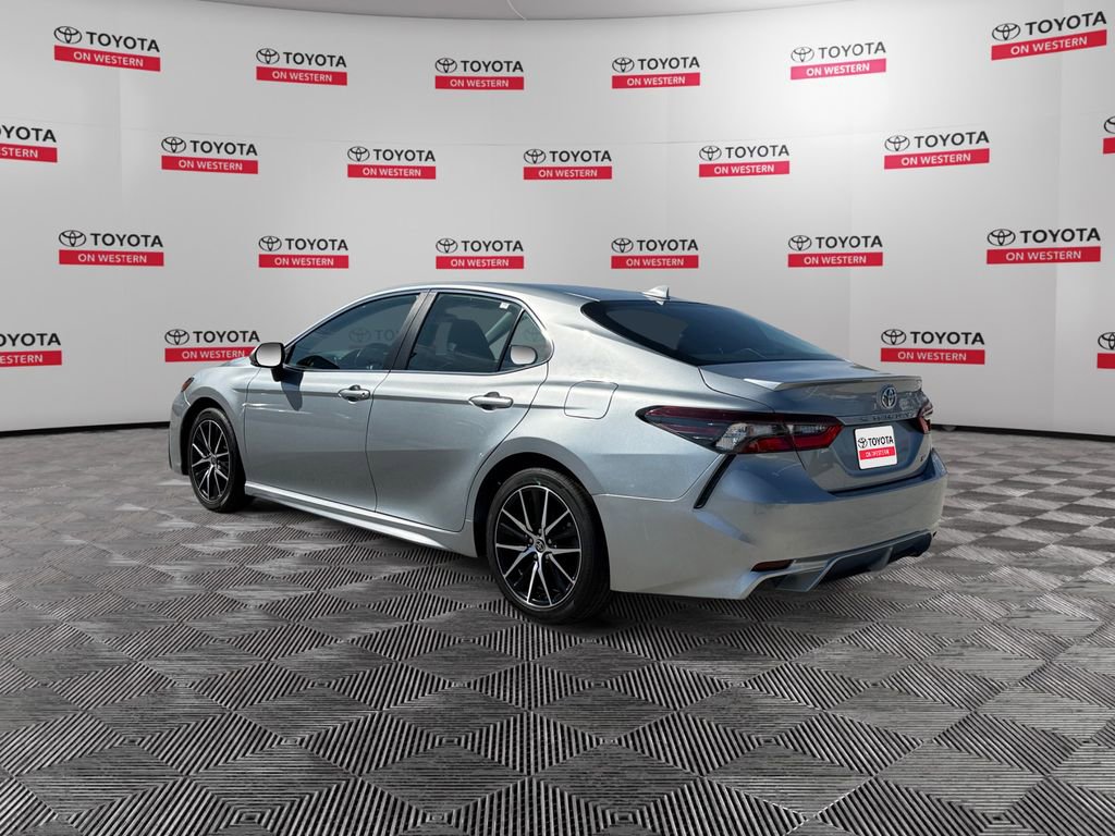 Certified 2023 Toyota Camry SE FWD image 5