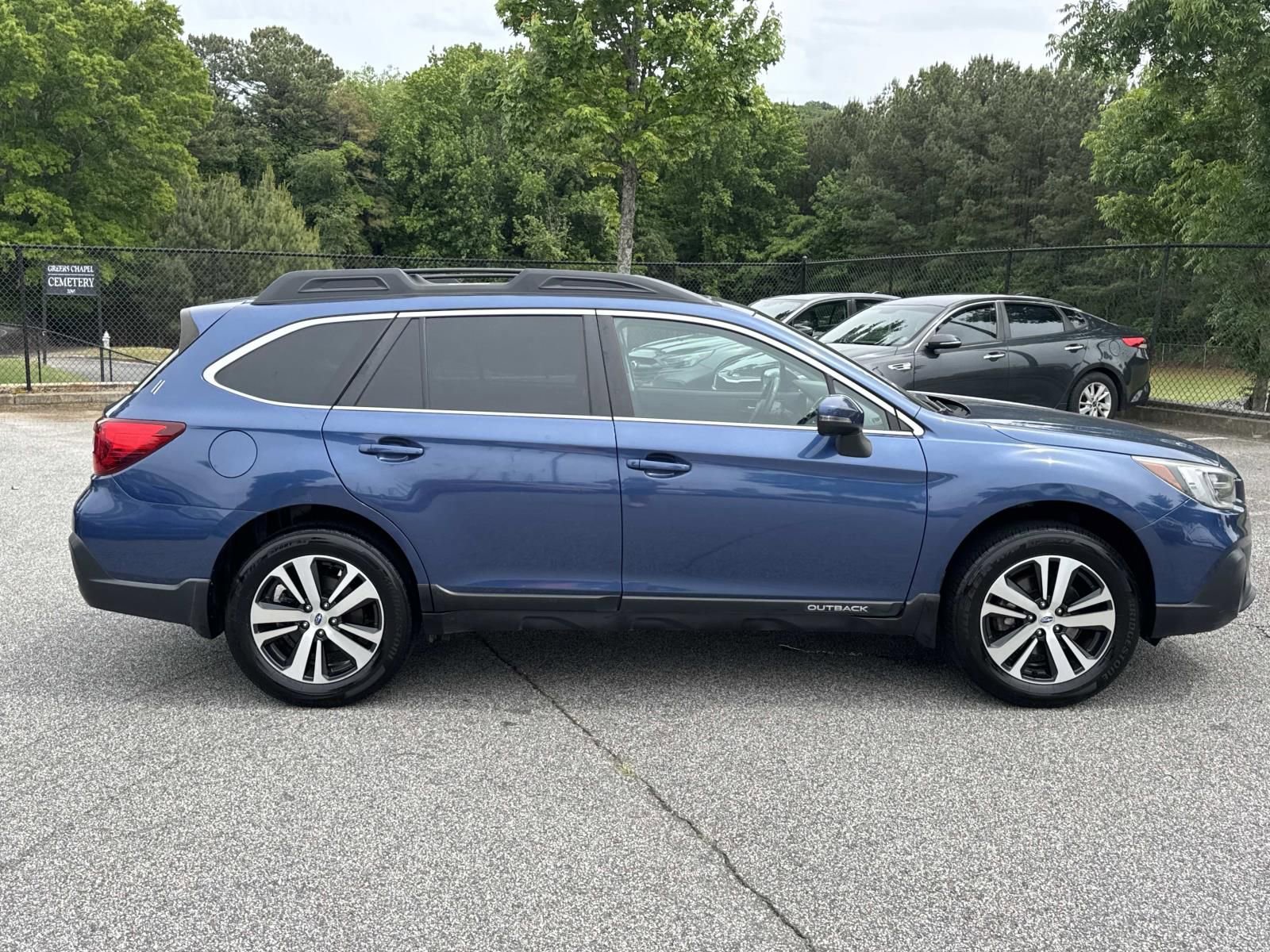 Used 2019 Subaru Outback 2.5i Limited AWD/4WD image 8