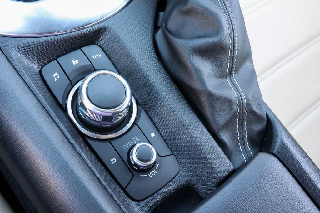 Used 2019 FIAT 124 Spider Lusso RWD image 15