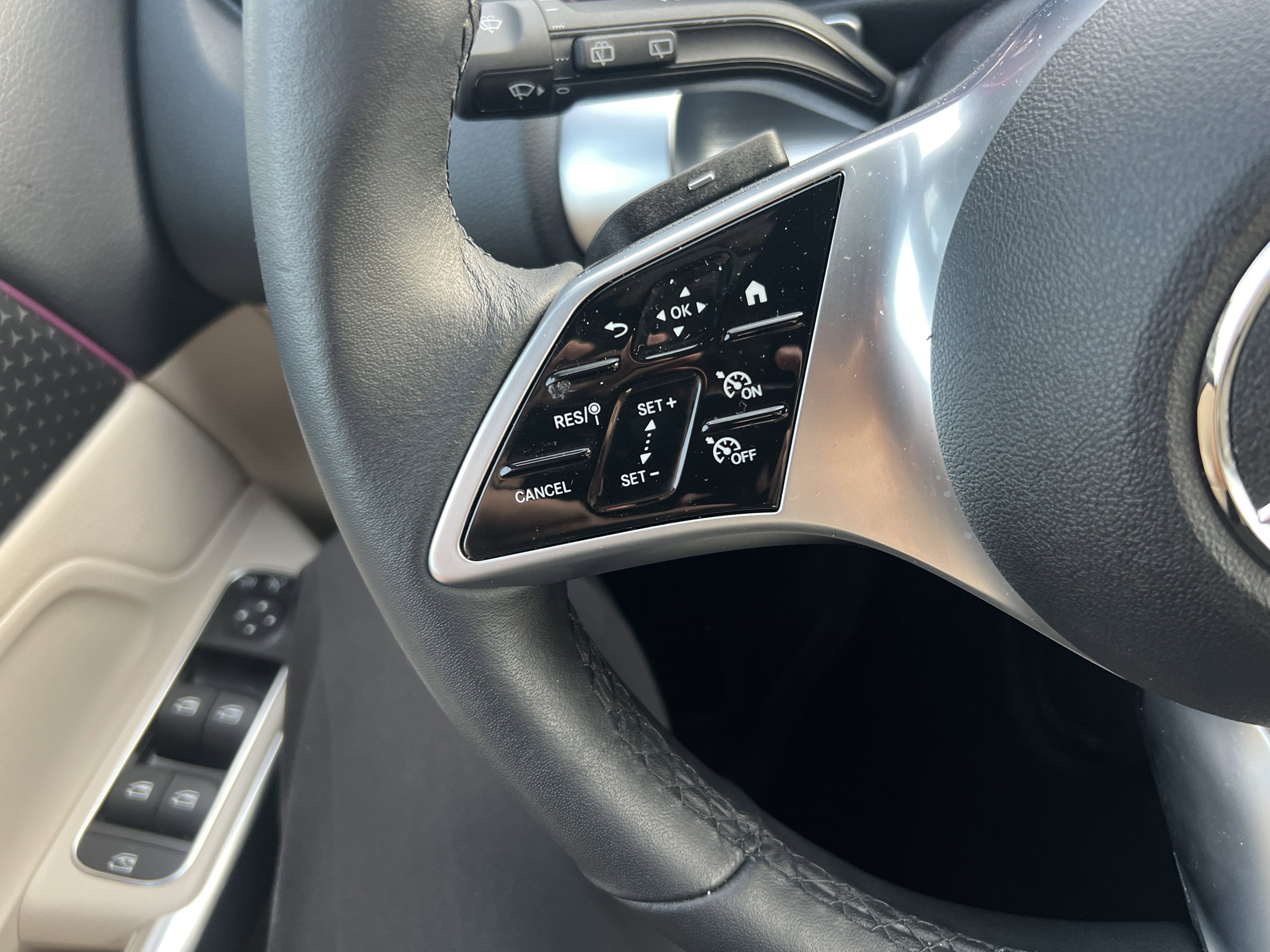 Certified 2025 Mercedes-Benz GLB 250 image 19