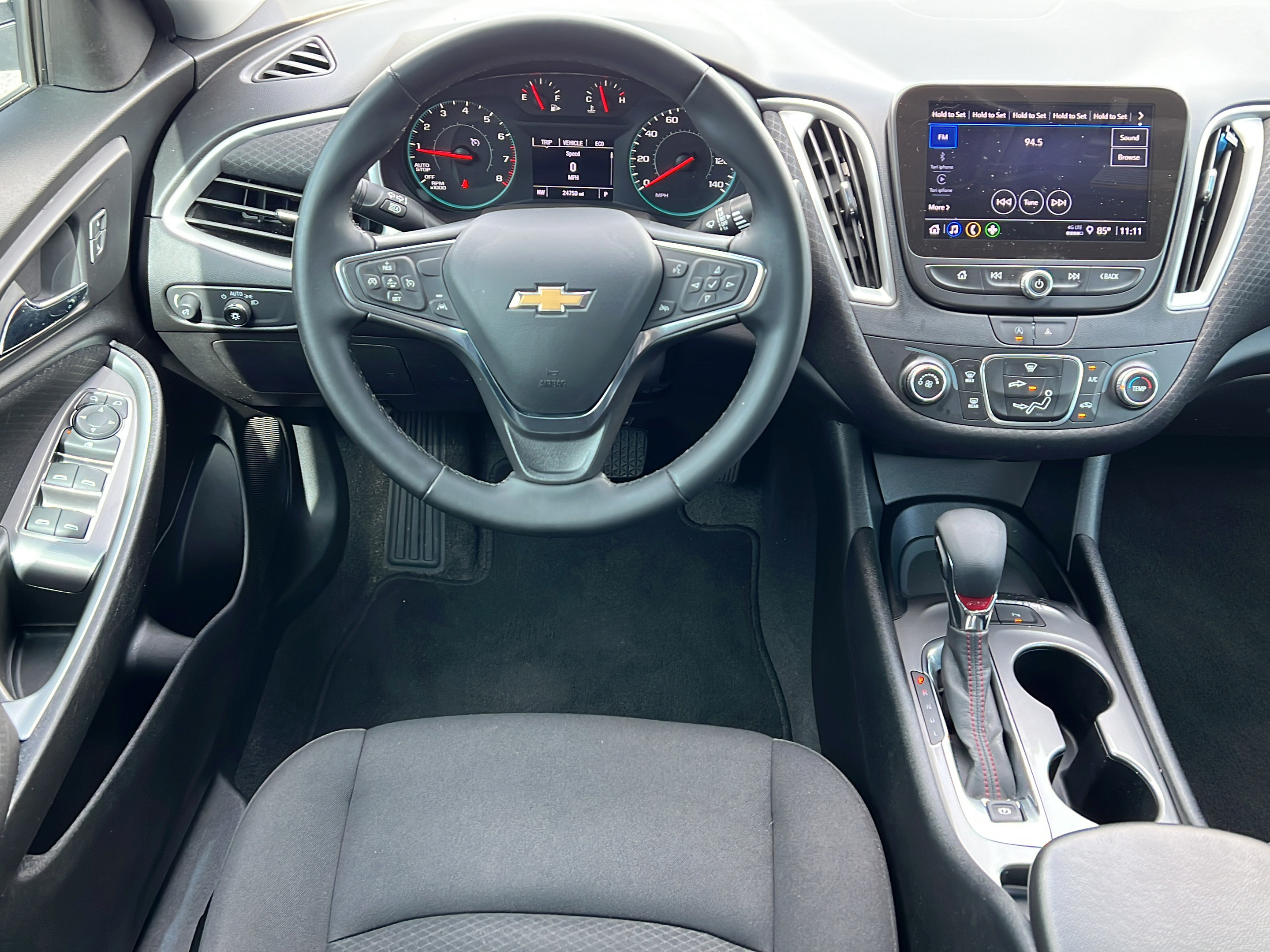 Used 2024 Chevrolet Malibu RS FWD image 14