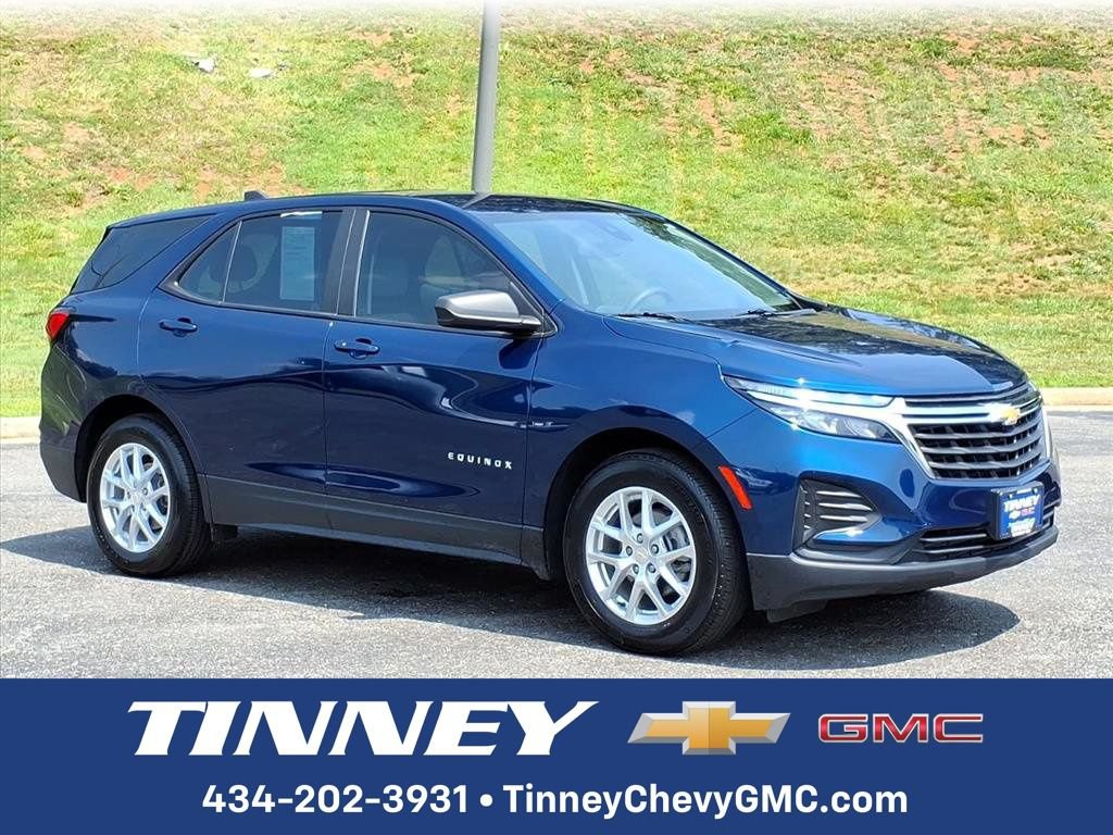 Used 2022 Chevrolet Equinox LS w/ LPO, Floor Liner Package FWD image 1