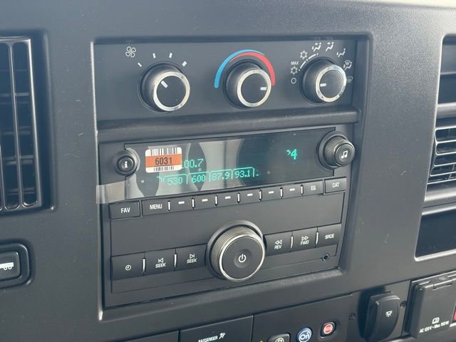 New 2025 Chevrolet Express 3500 w/ Power Convenience Package image 18
