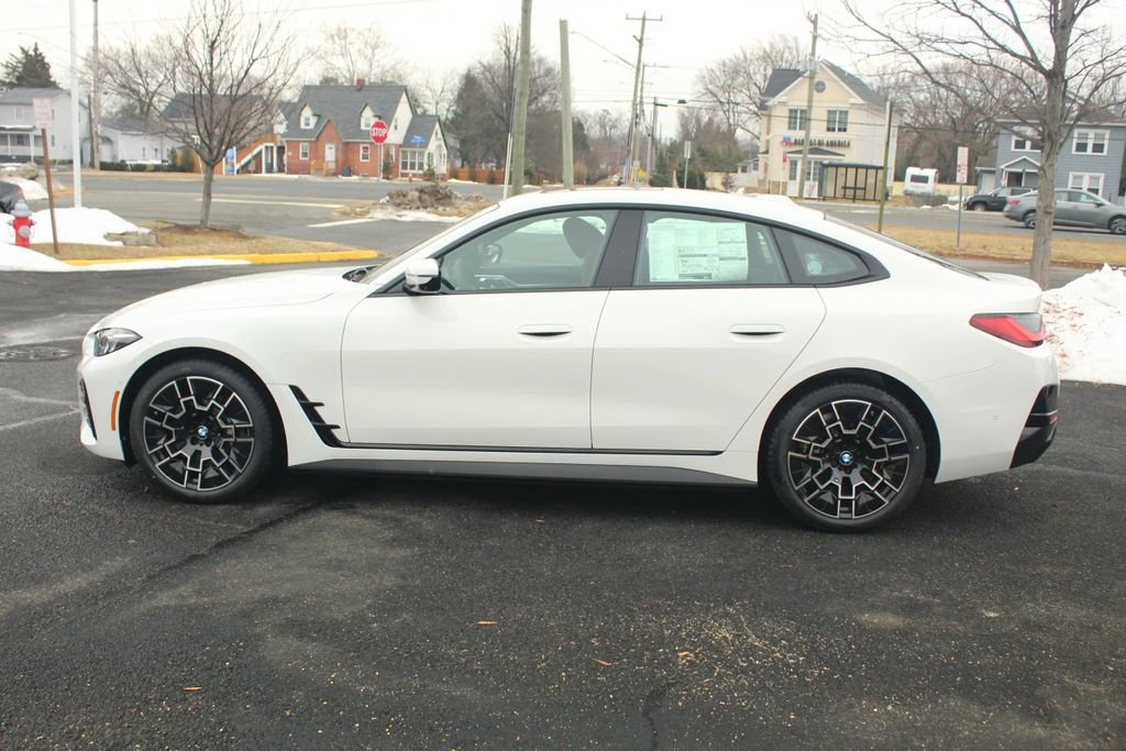 New 2026 BMW i4 xDrive40i w/ M Sport Package AWD/4WD image 5