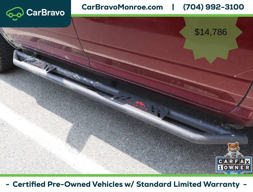Used 2017 RAM 1500 Express AWD/4WD image 12