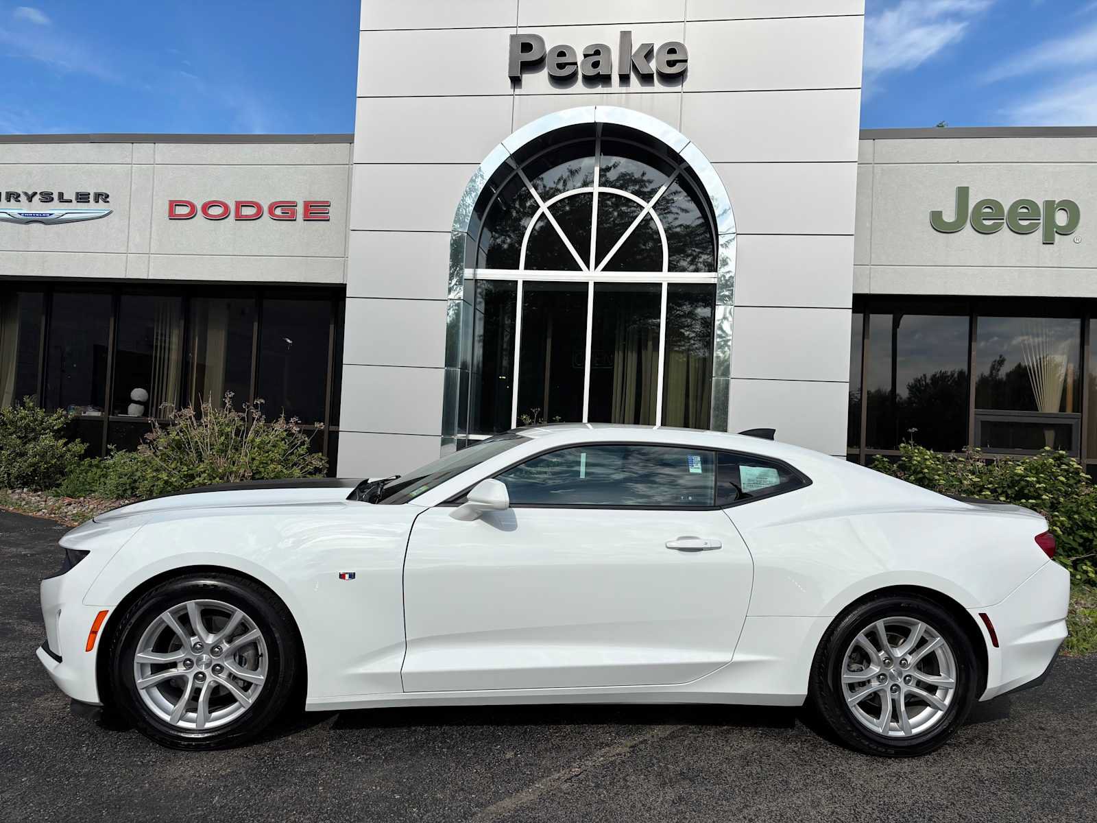 Used 2021 Chevrolet Camaro LS RWD image 2