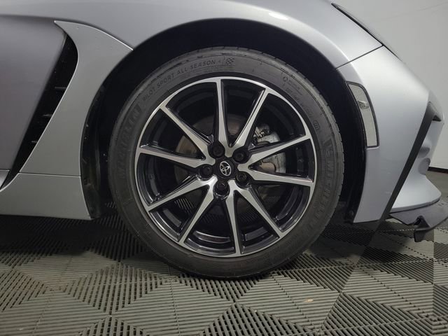 Used 2023 Toyota GR86 w/ ALL Weather Mat Package (TMS) image 12