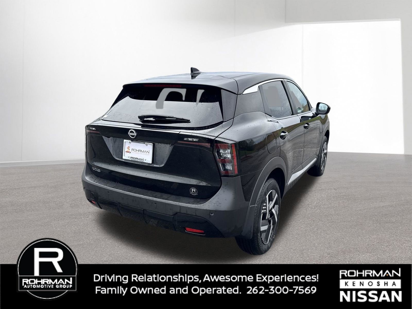 Certified 2025 Nissan Kicks SV FWD image 4