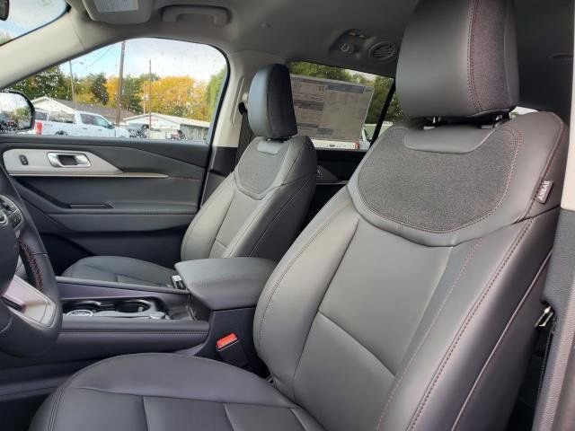 New 2026 Ford Explorer Active w/ Active Comfort Package image 18