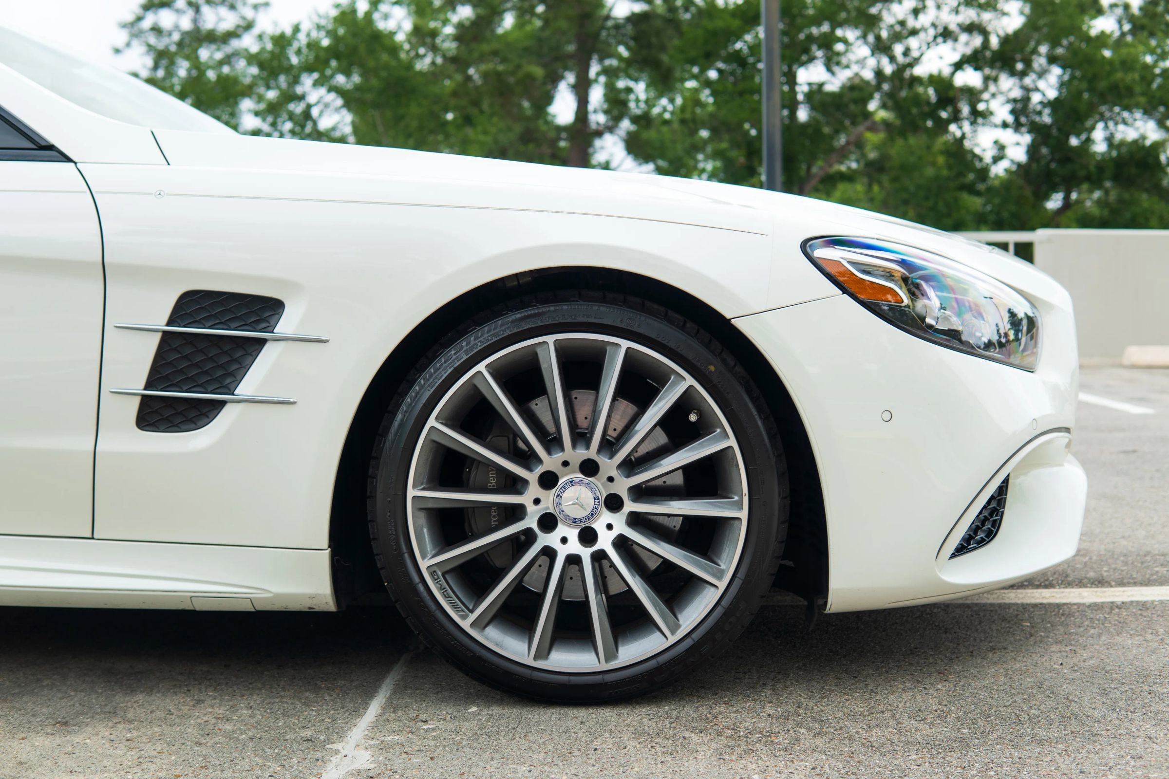 Used 2017 Mercedes-Benz SL 450 image 23