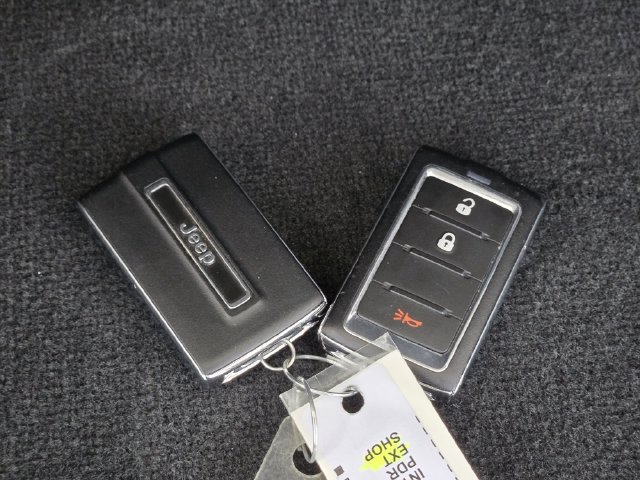 Certified 2024 Jeep Grand Cherokee L Laredo AWD/4WD image 34