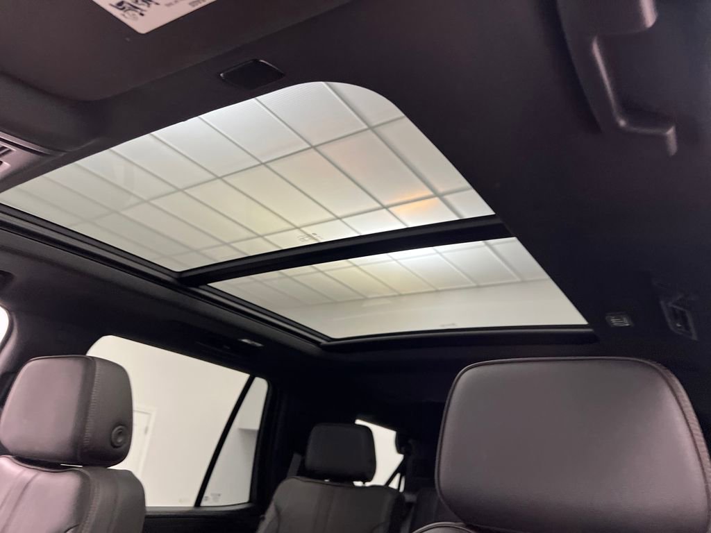 Used 2023 Chevrolet Tahoe RST image 52