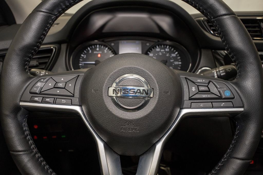 Certified 2022 Nissan Rogue Sport SL w/ Premium Package image 18