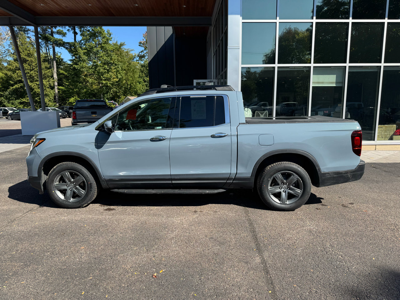 Used 2022 Honda Ridgeline RTL-E image 2