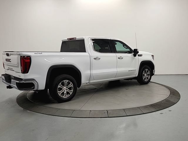 Used 2025 GMC Sierra 1500 SLT AWD/4WD image 8
