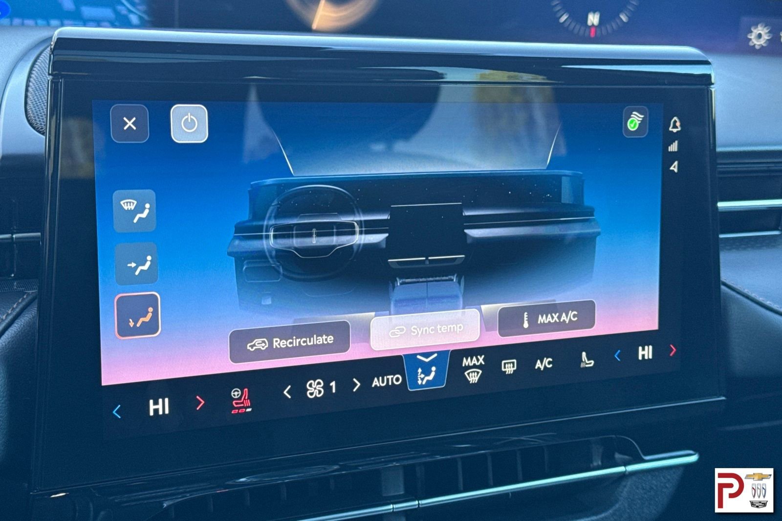 Used 2025 Lincoln Nautilus Reserve w/ Equipment Group 203A AWD/4WD image 25