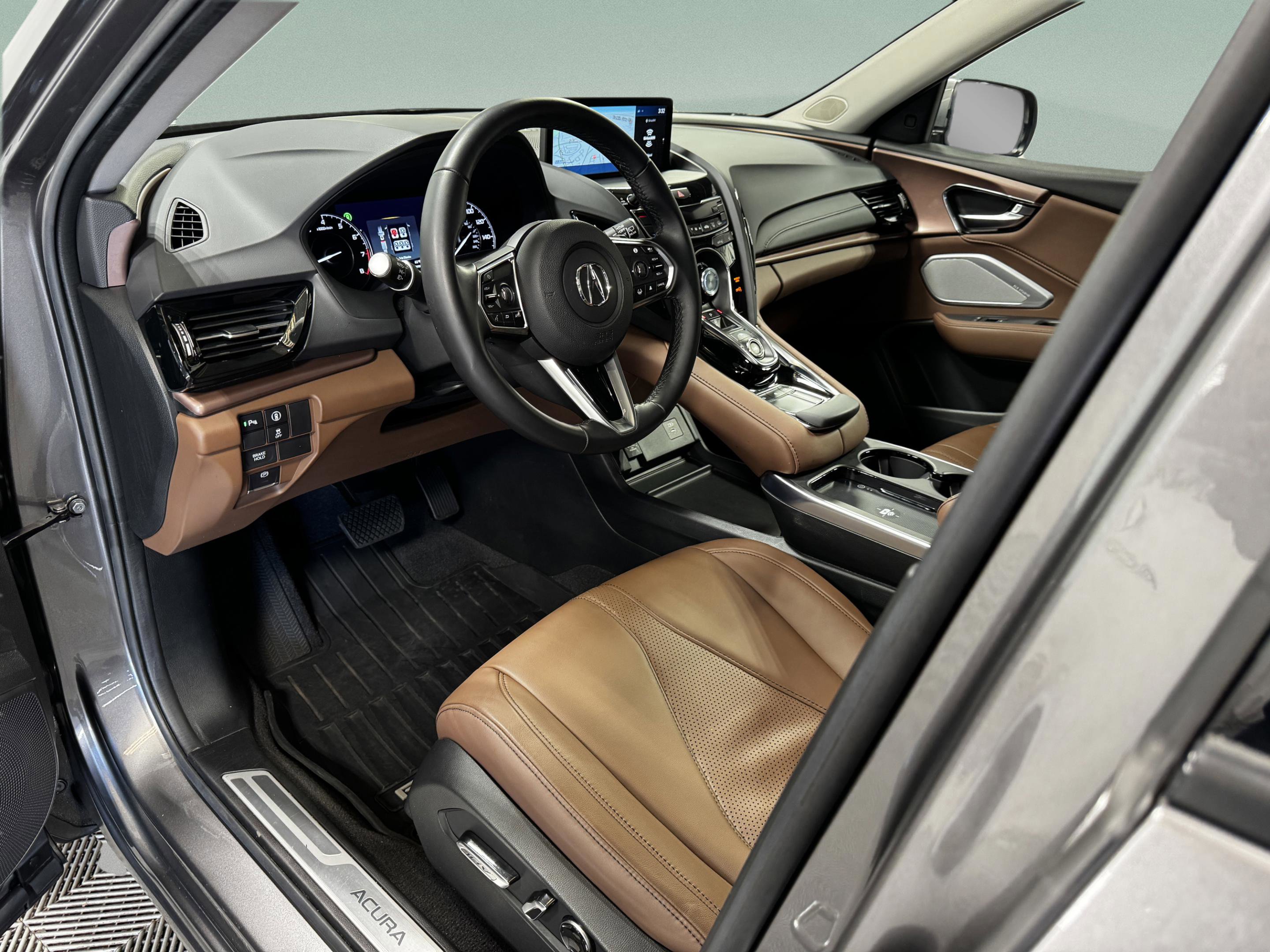 Certified 2025 Acura RDX SH-AWD w/ Technology Package image 9