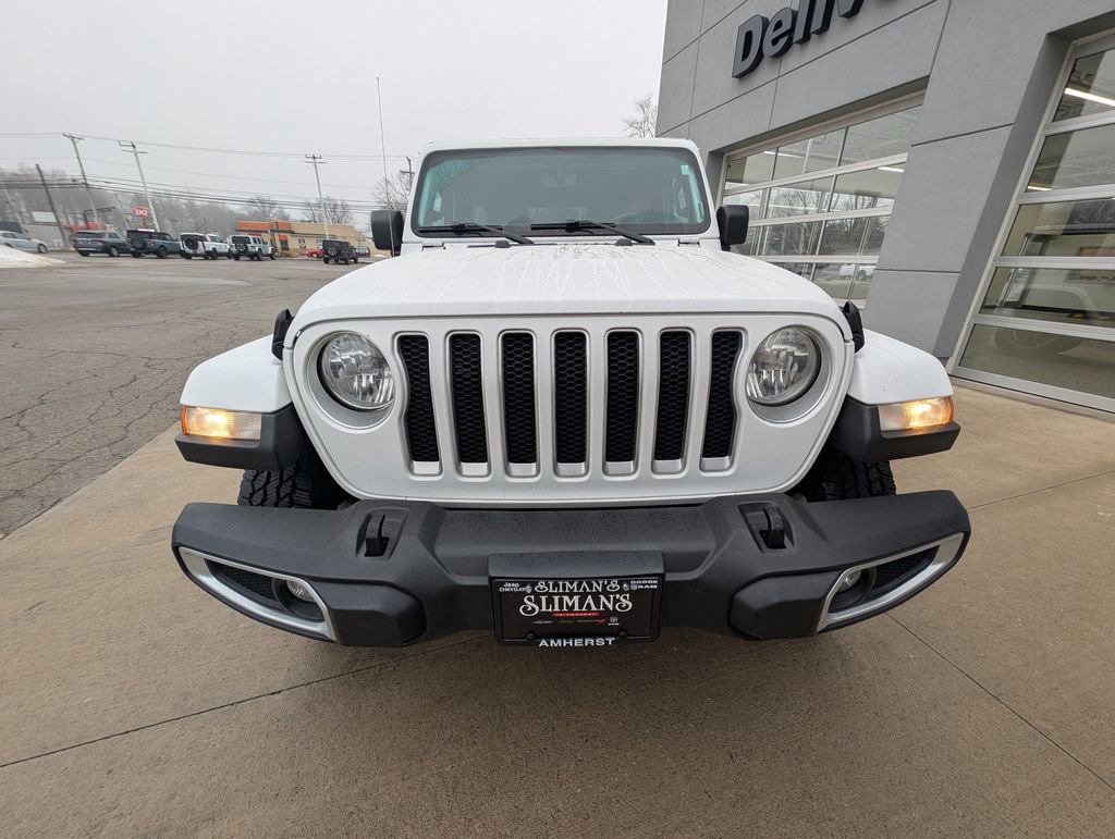 Used 2023 Jeep Wrangler Sahara image 9