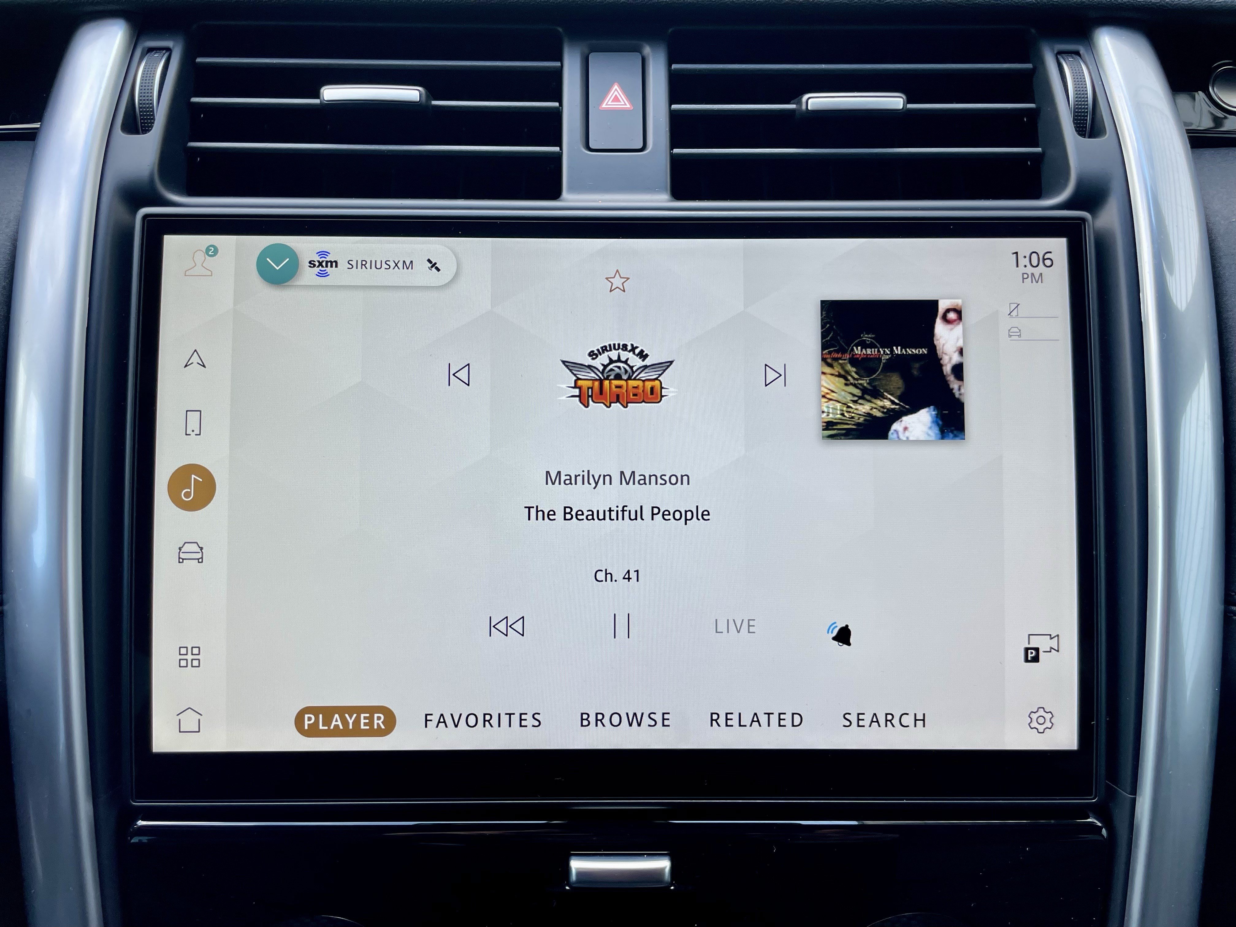Certified 2025 Land Rover Discovery S AWD/4WD image 29
