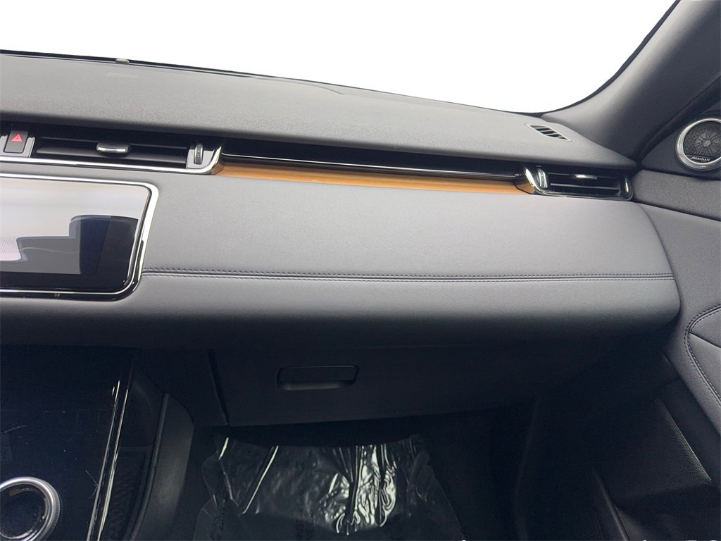 Used 2021 Land Rover Range Rover Evoque R-Dynamic SE image 58