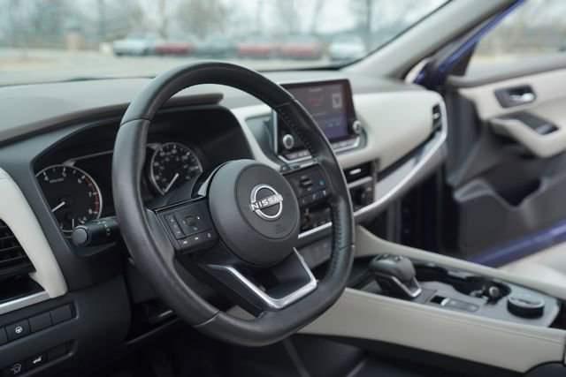 Used 2023 Nissan Rogue SL image 28