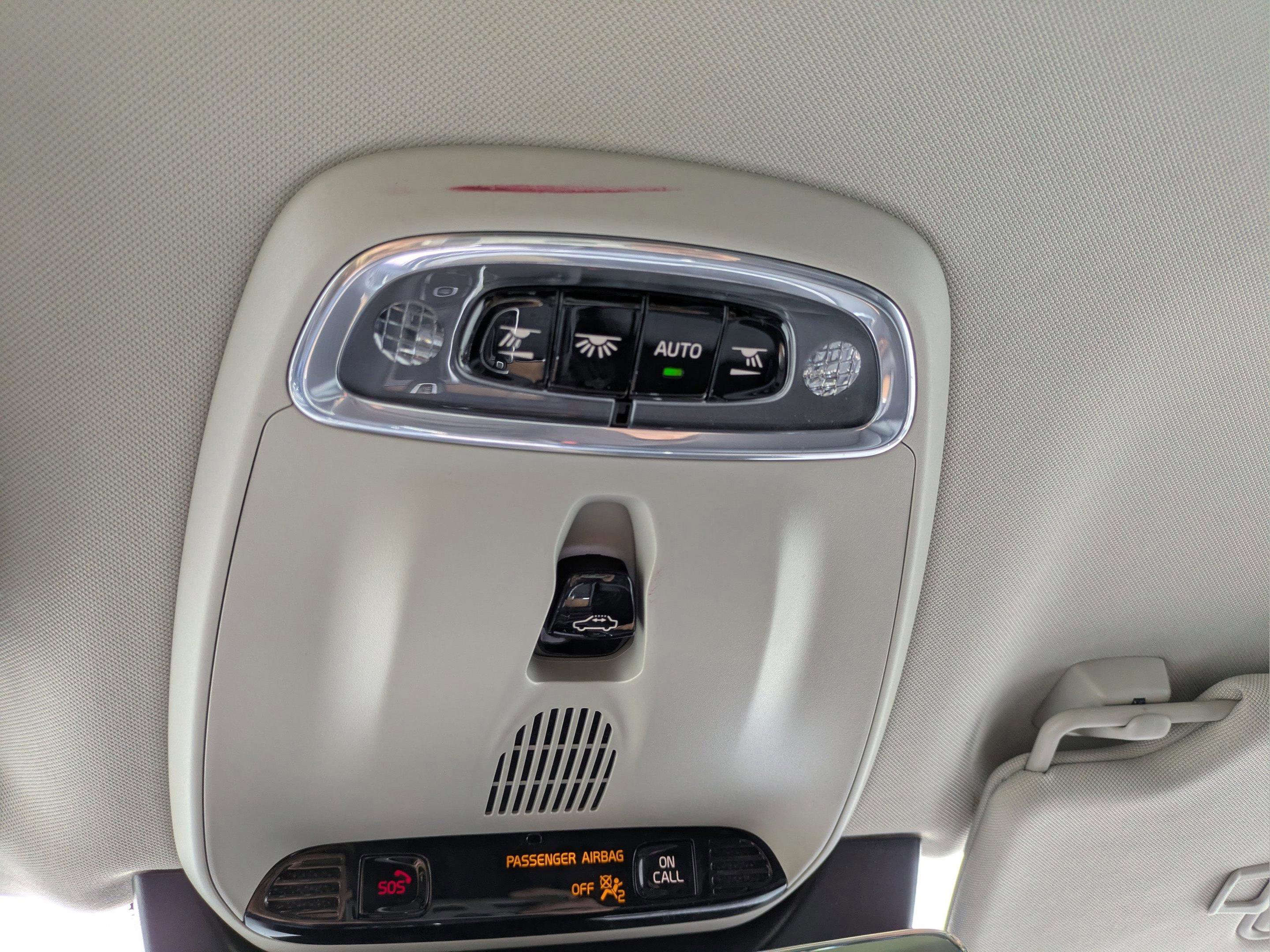 Used 2022 Volvo XC90 T6 Momentum w/ Climate Package image 24