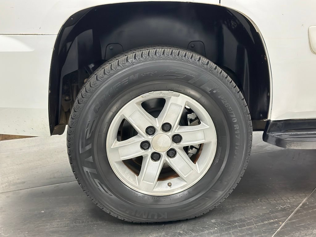 Used 2007 GMC Yukon SLT w/ SLT Preferred Equipment Group AWD/4WD image 27