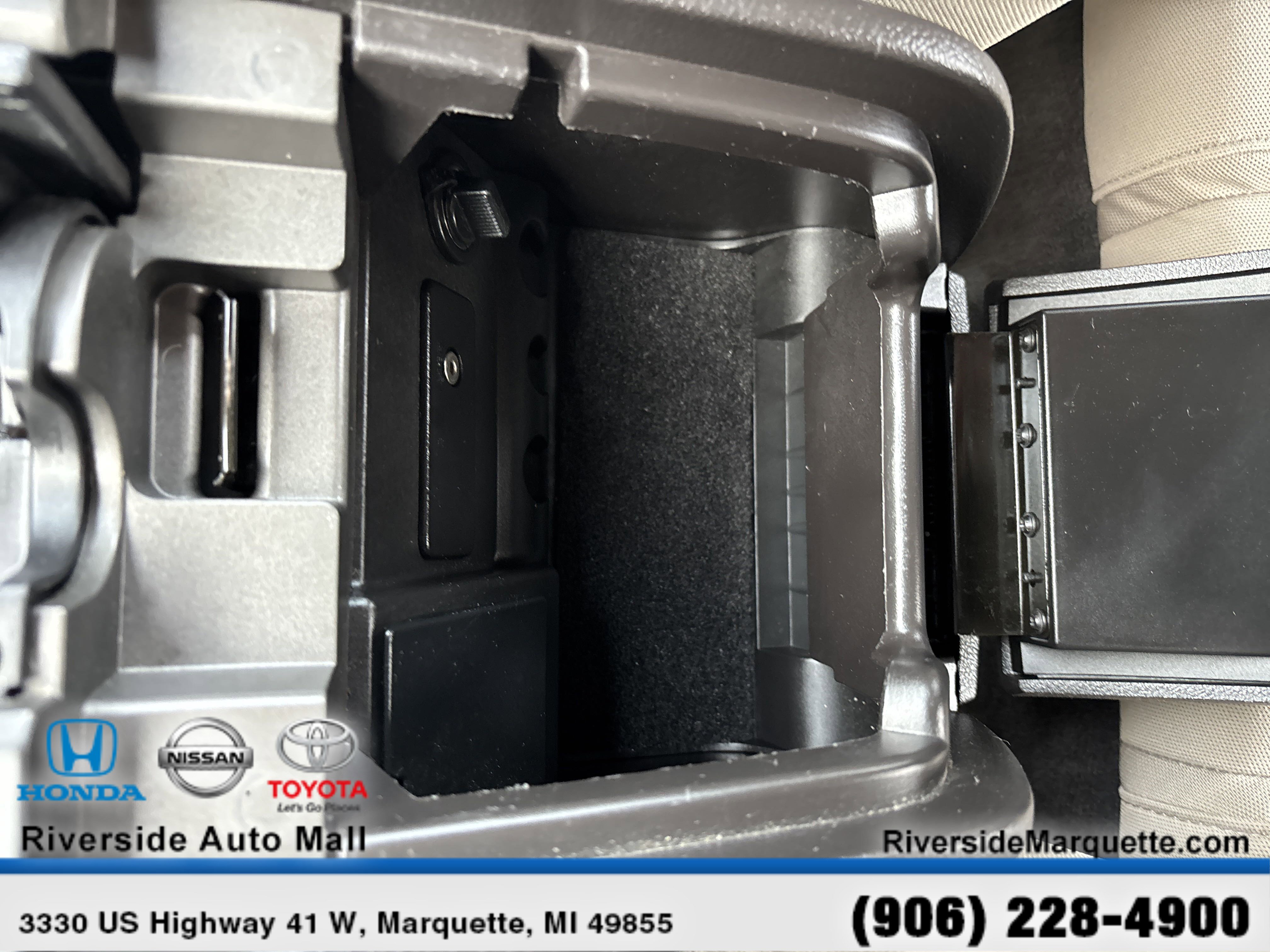 Used 2013 Ford Mustang Coupe image 20